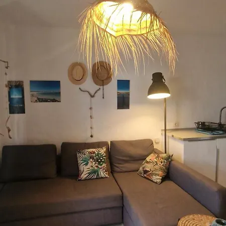 Bohemia 65 Sunbeach Tatil Evi *
